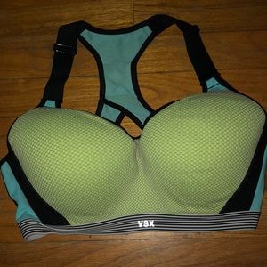 Victoria Secret Sports Bra